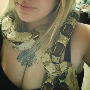 Meet your Posher, Kira